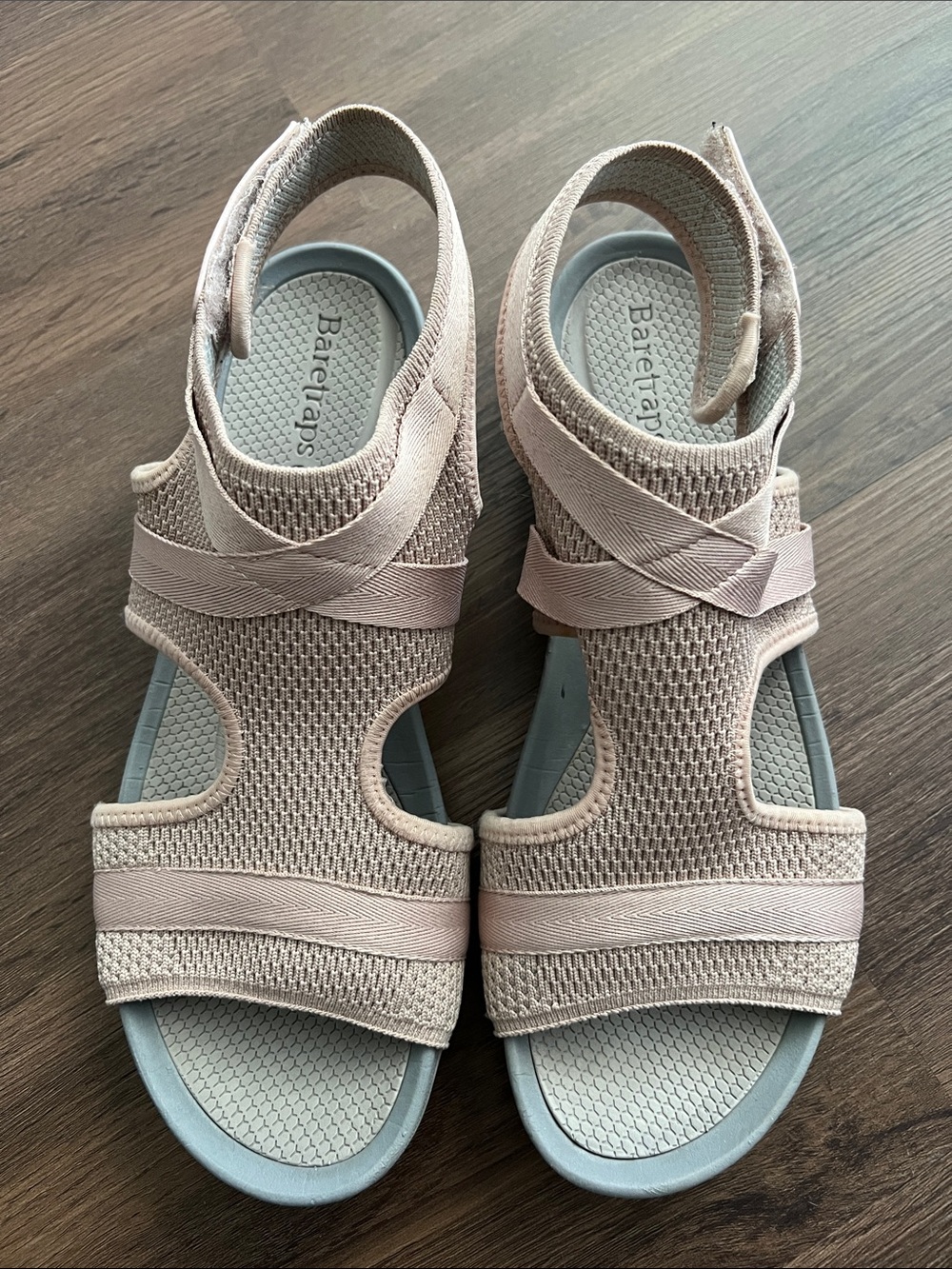 BareTraps Blush Women’s Sandals Size 11